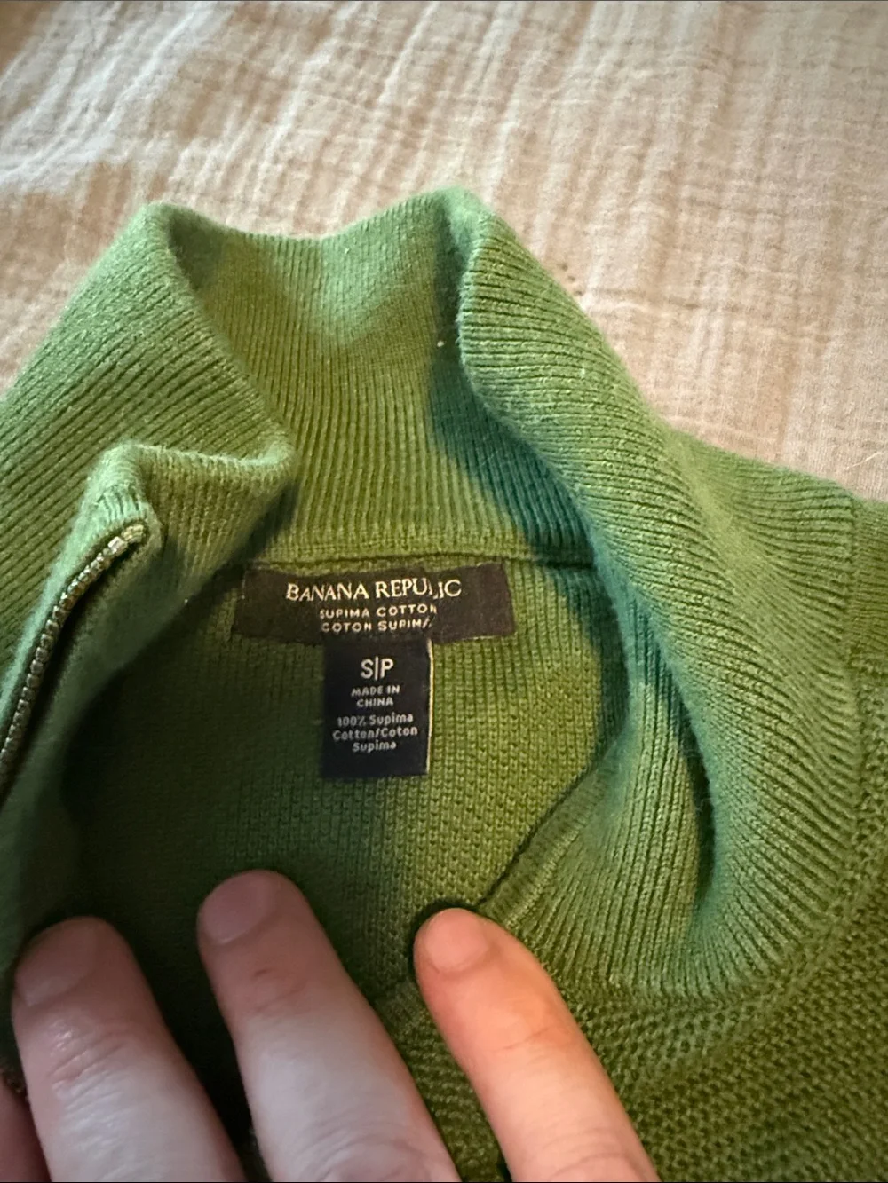 Banana Republic Men's Green 1/4 Sweater